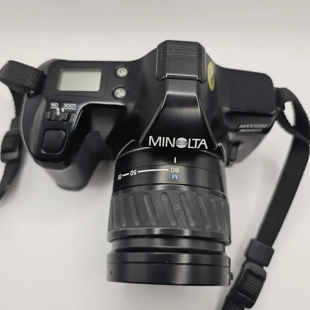 Minolta Film Camera maxxum 3000i Vintage 90s